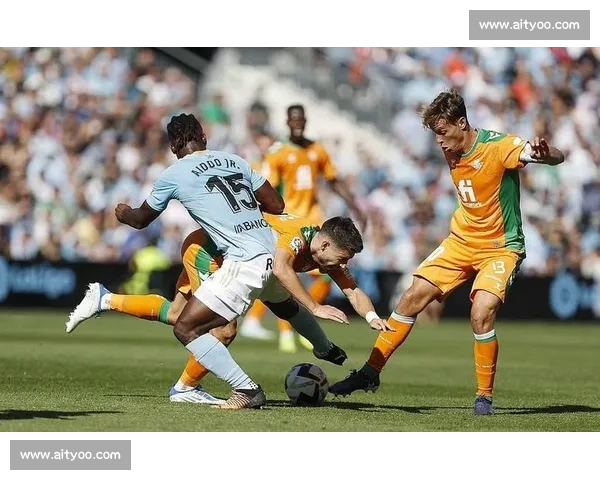 西甲焦点之战巴萨对阵巴伦西亚强强对话看点十足争夺积分榜关键走势